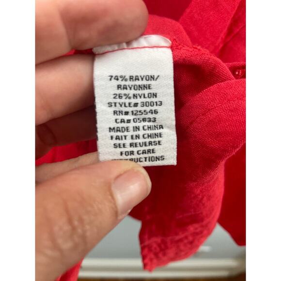Habitat Women’s Large Red Collared Shirt Lightweight Flowy Rayon/Nylon - Picture 6 of 8